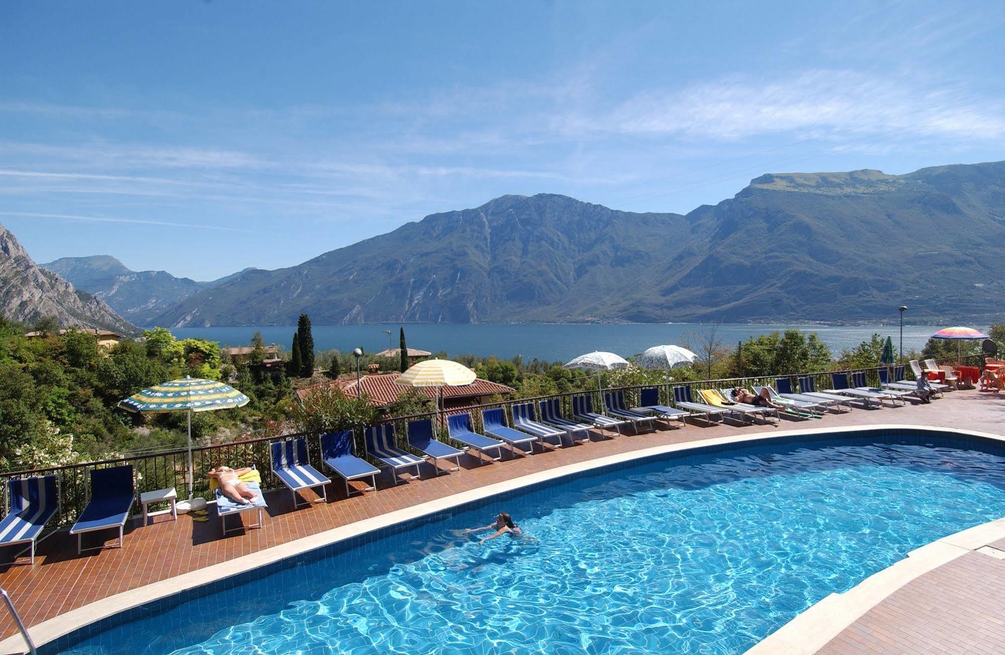 Residence Oasi Limone sul Garda Exterior photo